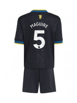 Billige Manchester United Harry Maguire #5 Tredjedraktsett Barn 2025-26 Kortermet (+ Korte bukser)